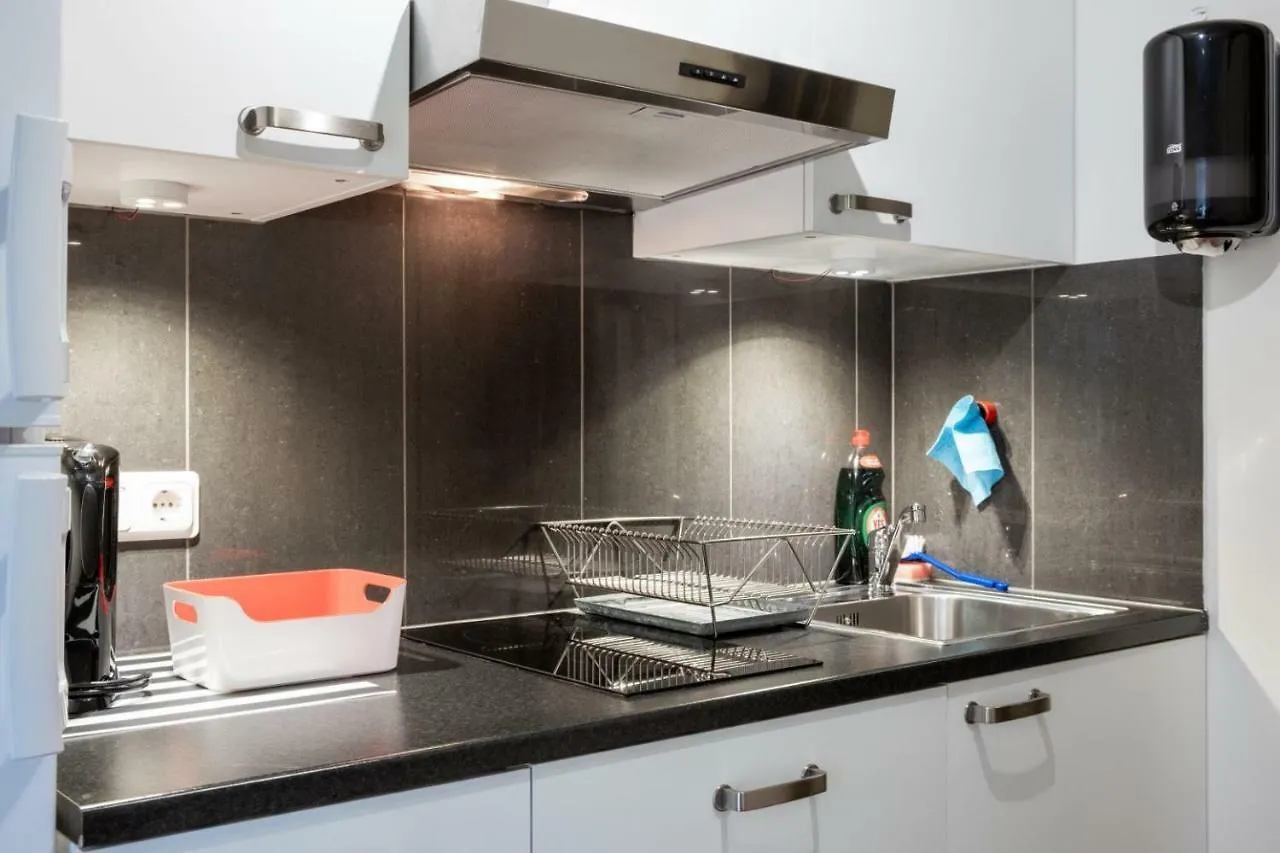 Ettsmart Hotell Sollentuna 3*,